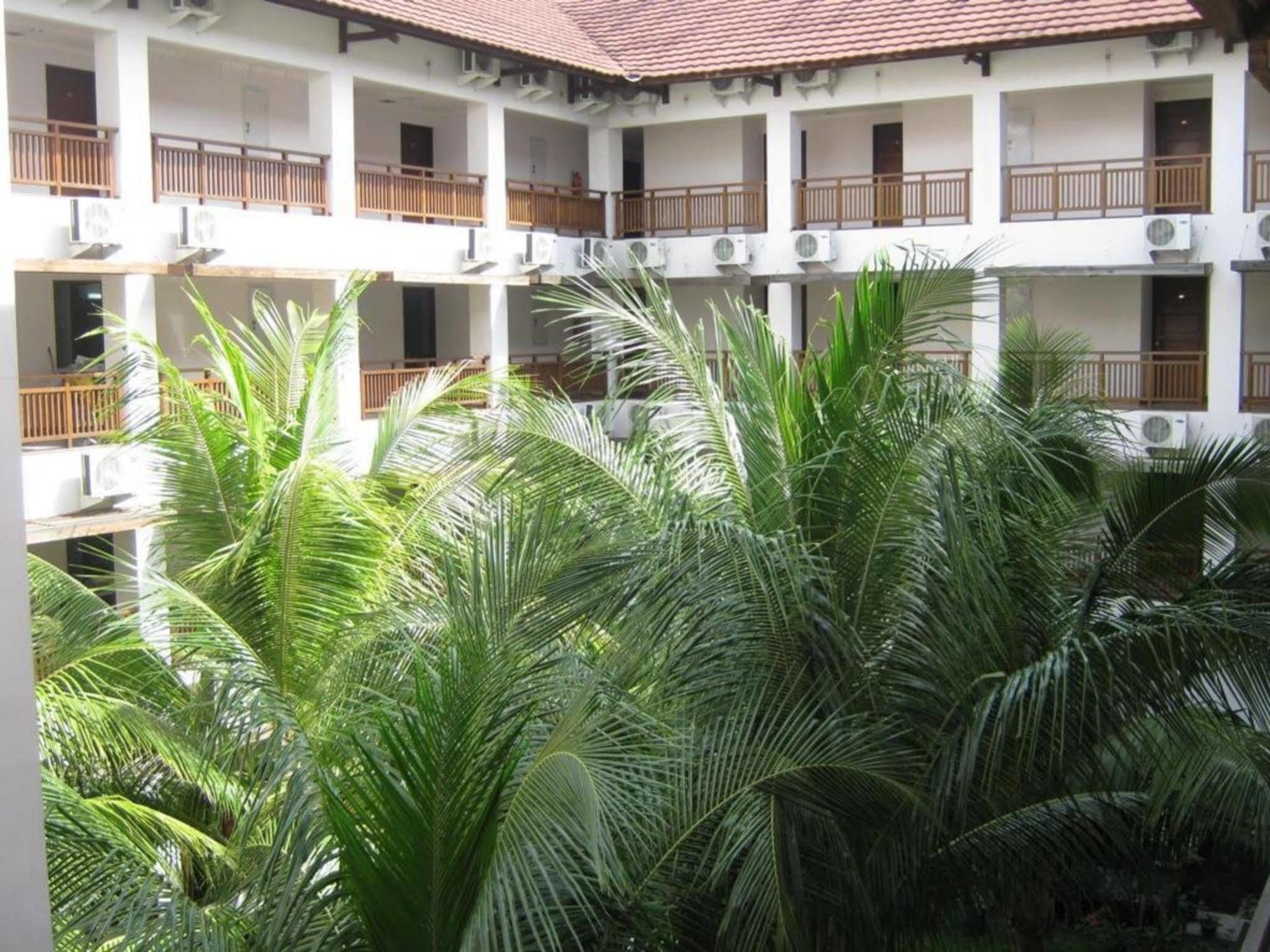 בנדה אקה Oasis Atjeh Hotel מראה חיצוני תמונה