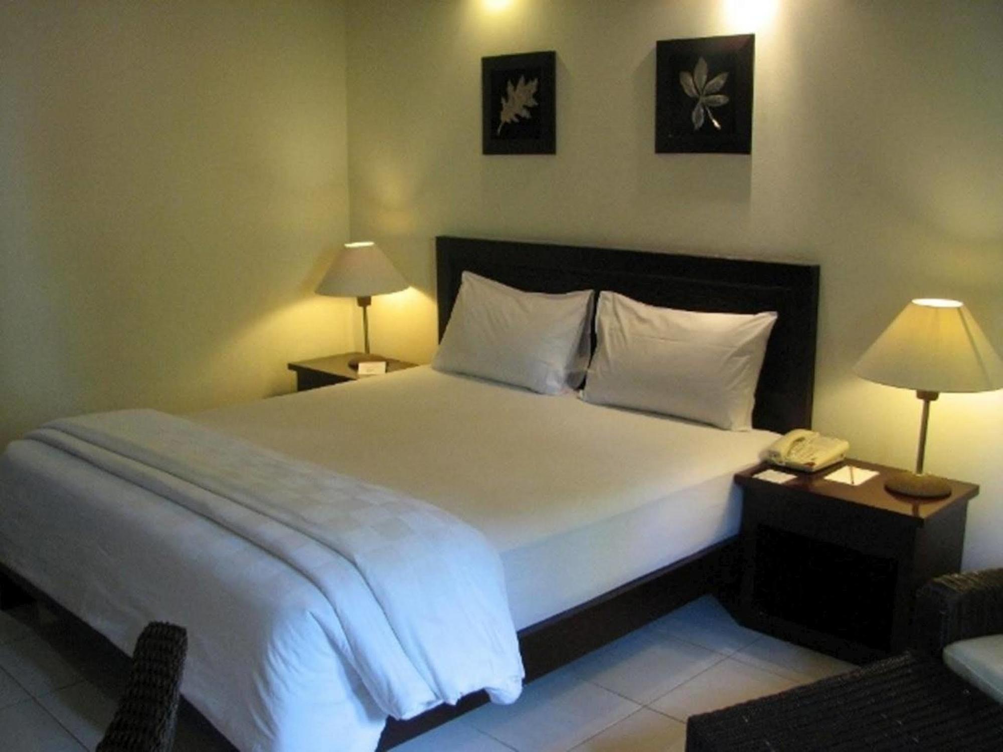 בנדה אקה Oasis Atjeh Hotel מראה חיצוני תמונה