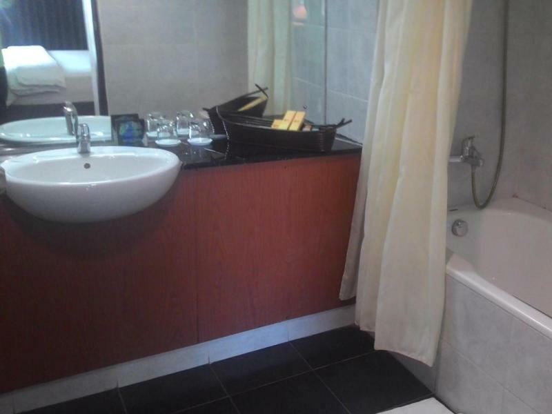 בנדה אקה Oasis Atjeh Hotel מראה חיצוני תמונה